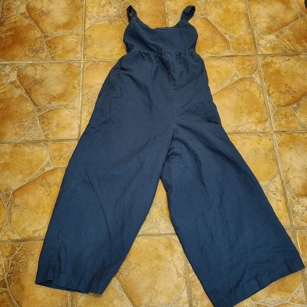 LOFT Beach | Blue Linen Blend Tie Back Cropped Jumpsuit Size Small W/ Pockets - Picture 2 of 7